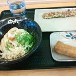 はなまるうどん 京都新堀川店的实拍图