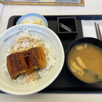 松屋 大国町店的實拍圖