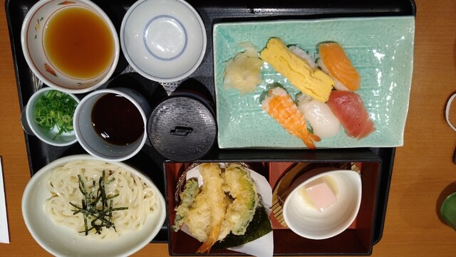 和食さと 吹田岸部店的實拍高清圖