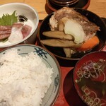 魚屋スタンドふじ子的實拍圖
