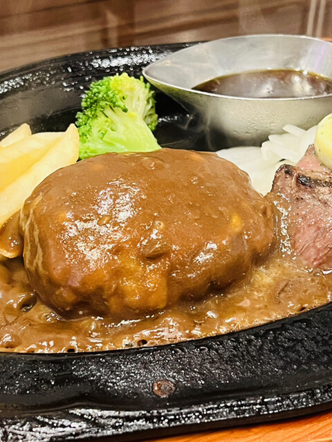 肉の万世 神田駅前店的實拍高清圖