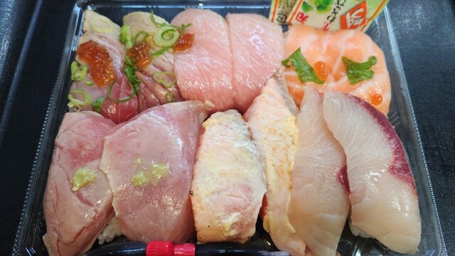 魚と海鮮鮨酒場 街のみなと ルクア大阪店的實拍高清圖