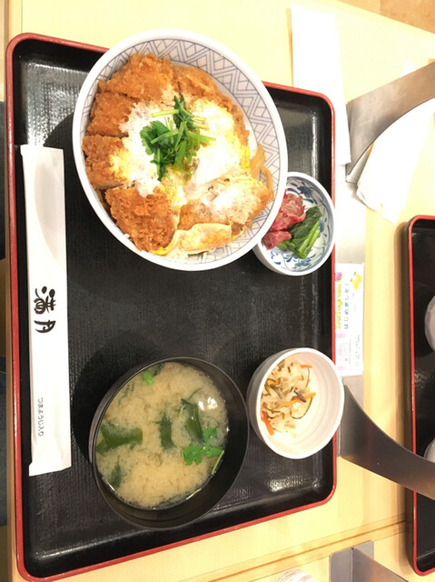 満月的實拍高清圖