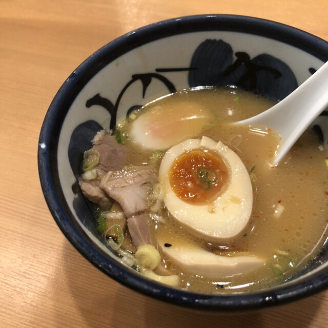 中華そば 青葉 池袋サンシャイン店的實拍高清圖