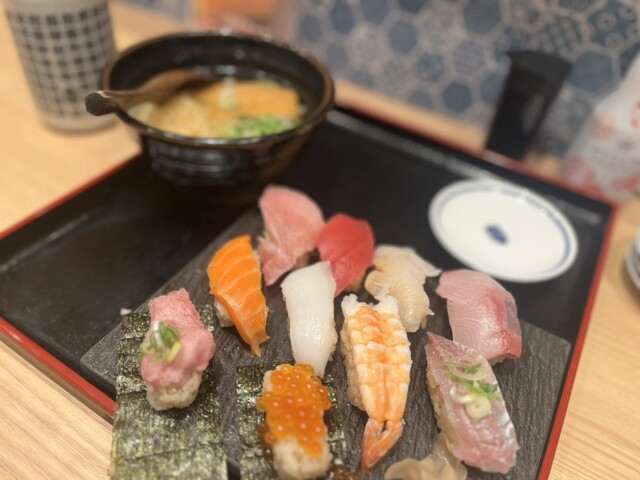 鮨・酒・肴　杉玉 南森町的實拍高清圖