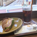 recommendations for 三日月屋 春吉店