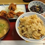 福知山下荒河食堂的实拍图