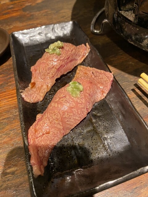 炭火焼肉煖炉的实拍高清图