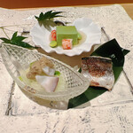 泉岳寺門前 紋屋的實拍圖