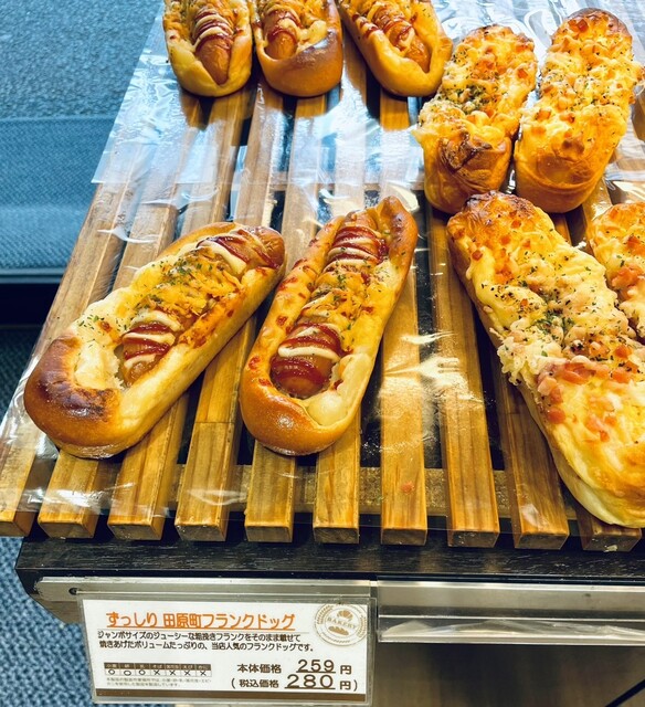 recommendations image for ベーカリー&カフェ ヤマザキ 田原町店