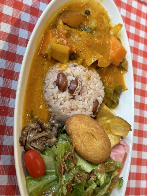 CARIBBEAN RESTAURANT SUNNY CAFE的實拍高清圖