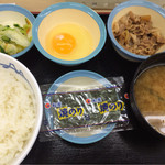 松屋 京都西院店的實拍圖