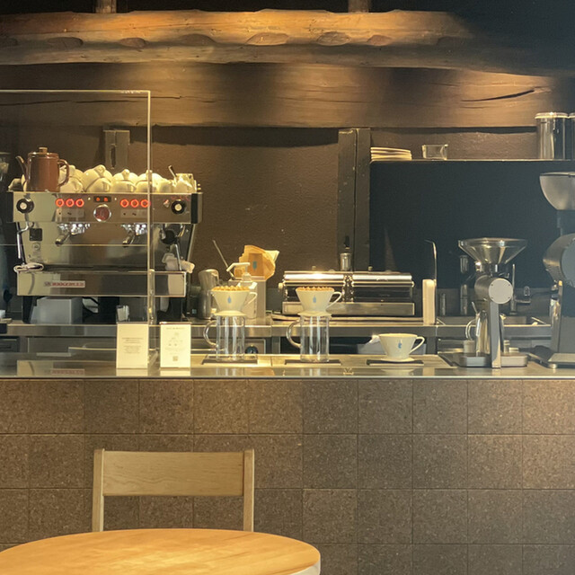 ブルーボトルコーヒー 京都六角カフェ的实拍高清图