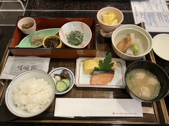 日本料理　嵯峨野的实拍高清图