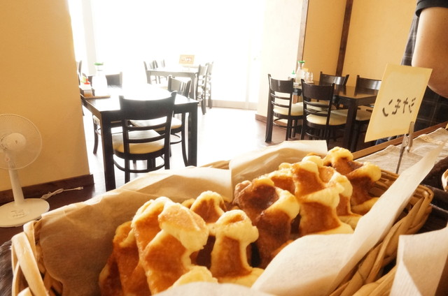 バロンドールカフェ的实拍高清图