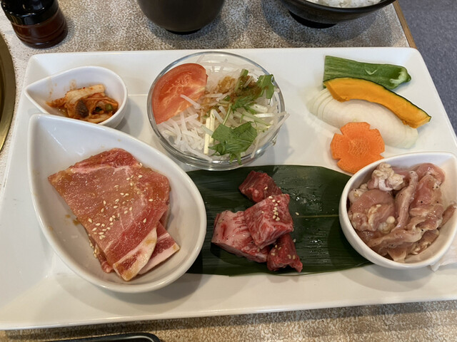 肉の割烹 田村  菊水元町店的实拍高清图