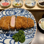 とんかつ和幸 匠庵 伊勢丹新宿店的實拍圖