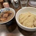 麺処 井の庄的實拍圖