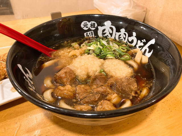 元祖肉肉うどん 中洲店的實拍高清圖