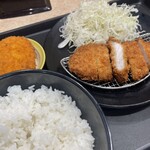 松のや 新橋店的實拍圖