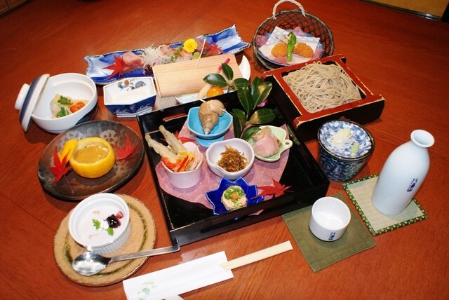 季寄せ 蕎麦 柏や的實拍高清圖