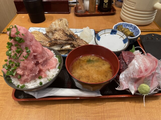 魚菜はざま的實拍高清圖