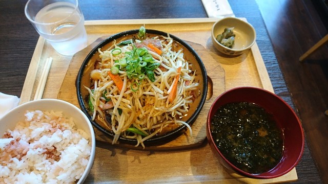やきとん チャールストン 品川シーズンテラス店的實拍高清圖