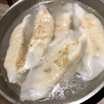 すすきの 肉汁餃子工房 卑弥呼的實拍圖