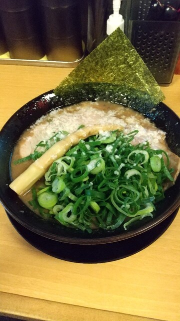 濃厚らーめん 驚麺屋的实拍高清图