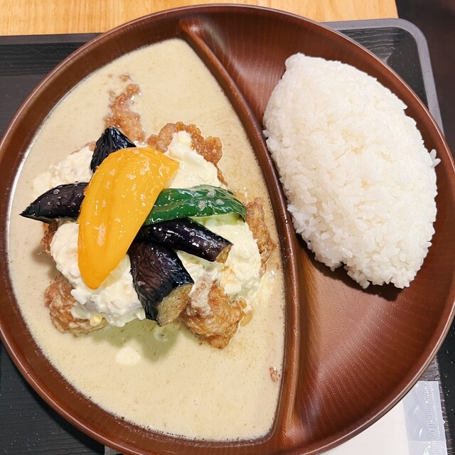 チキン南蛮専門店 タルターレ的實拍高清圖