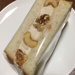 食ぱん 四二八 久留米すわの店的实拍图