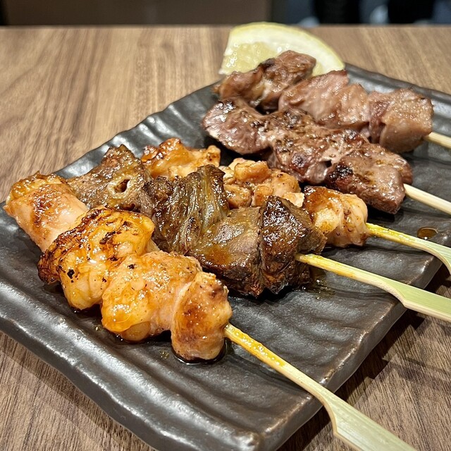 牛ホルモンと鮮魚 牛富屋的實拍高清圖