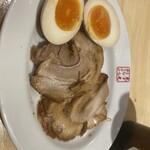 九十九ラーメン 恵比寿本店的實拍圖