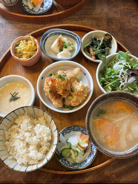 八百屋とごはん うらや 本店的實拍高清圖