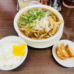 たかばしラーメン 亀岡店的实拍图