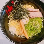 東京油組総本店 赤坂見附組的实拍图