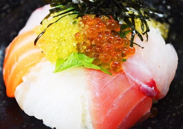 recommendations image for 串揚げ角打ち しらすくじら