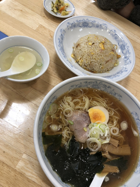 ぎょうざの満洲 中河原駅前店的实拍高清图