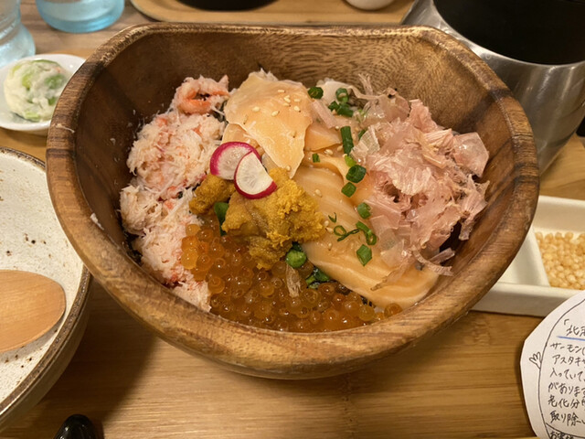 こめらく お茶漬けといろどり唐揚げ。 新宿ミロード店的实拍高清图