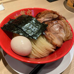 麺や兼虎 福岡PARCO店的實拍圖