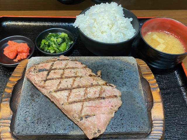 感動の肉と米 新橋店的實拍圖