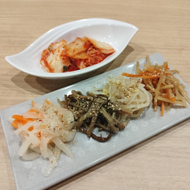 韓国肉料理・石鍋イニョン 道頓堀店的實拍高清圖