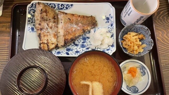 炭火焼専門食処 白銀屋 西八の分店的實拍高清圖