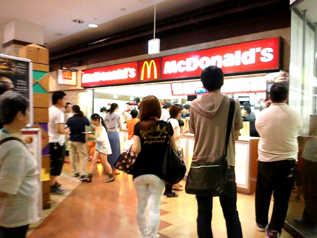 マクドナルド MOMO店的实拍高清图