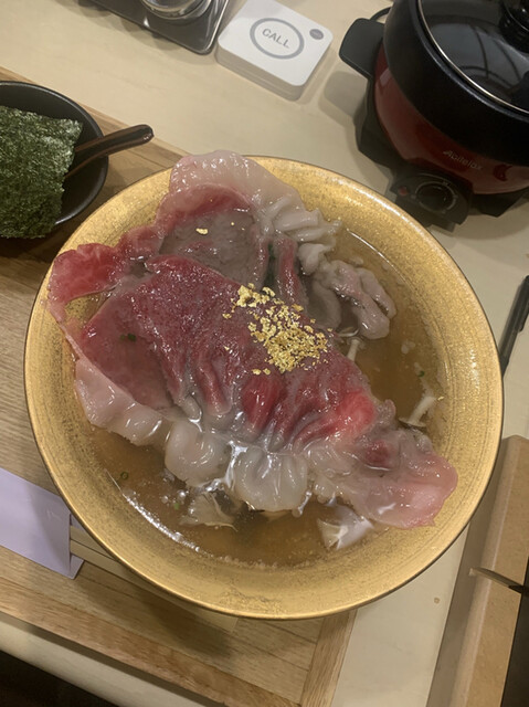 松阪牛ラーメン 一人しゃぶしゃぶ 松虎的實拍高清圖