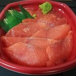 北の魚河岸 丼丸 本町店的实拍图