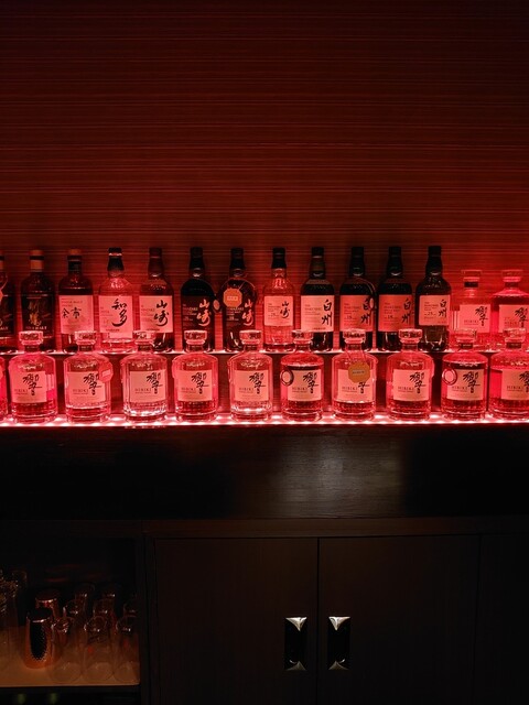 BAR ライオン的實拍高清圖