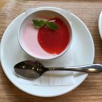絵本カフェ ちひろ美術館・東京的实拍图