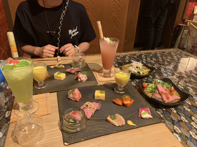 京都肉×青果サワー 京的实拍高清图