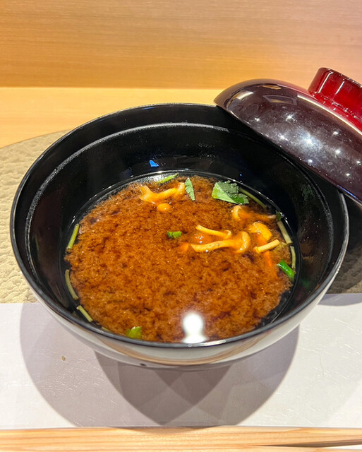 梅田 鮨 よこ田的實拍高清圖